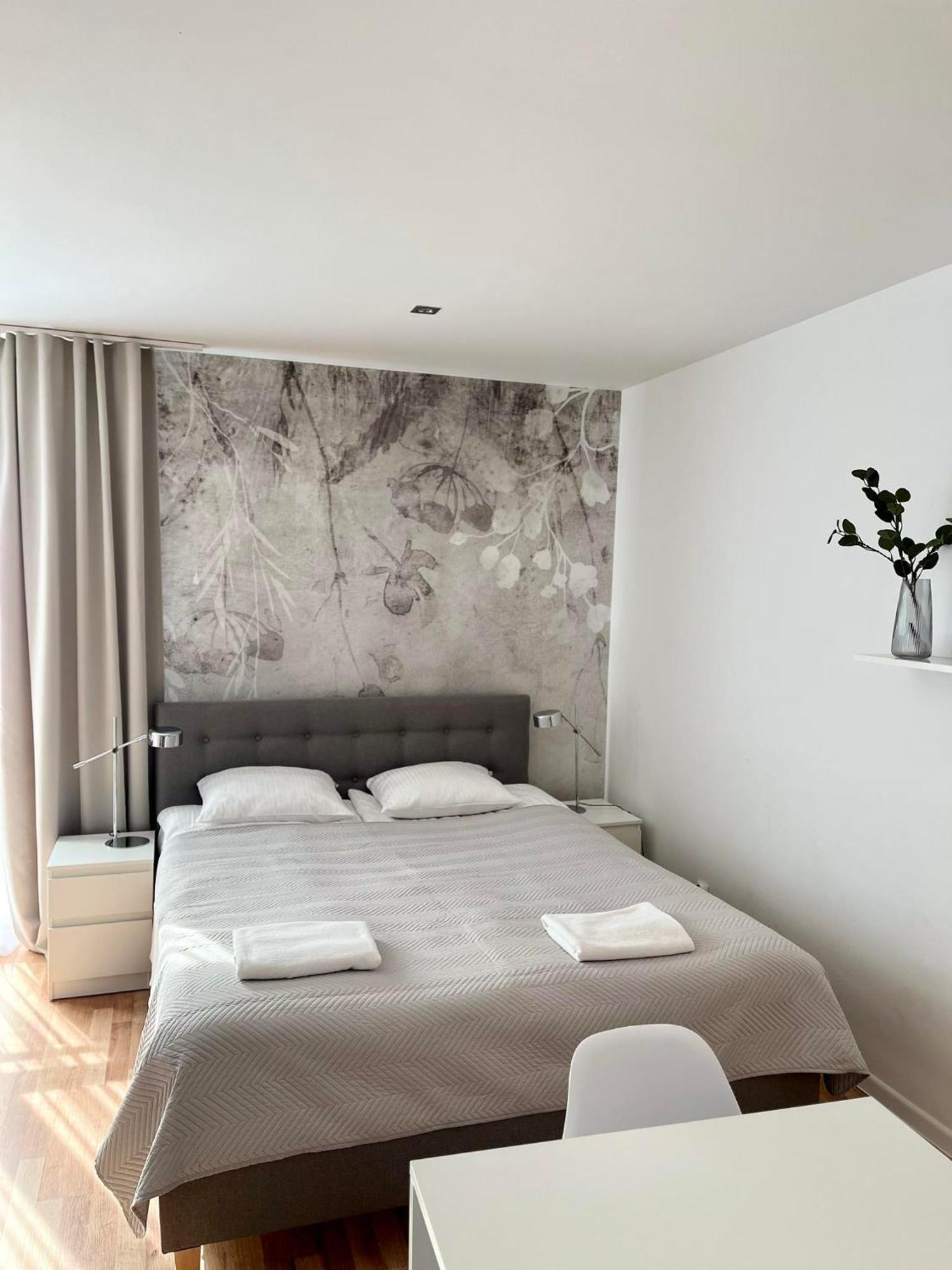 Apartament Kosciuszki City Center By Apartamenty Na Dni Wrocław Exteriör bild