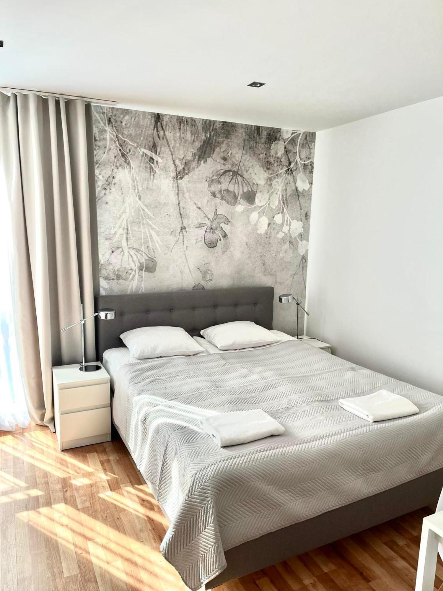 Apartament Kosciuszki City Center By Apartamenty Na Dni Wrocław Exteriör bild